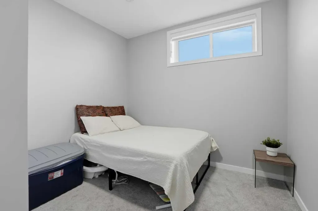 276 Calhoun Crescent NE Calgary AB T3P 2E9