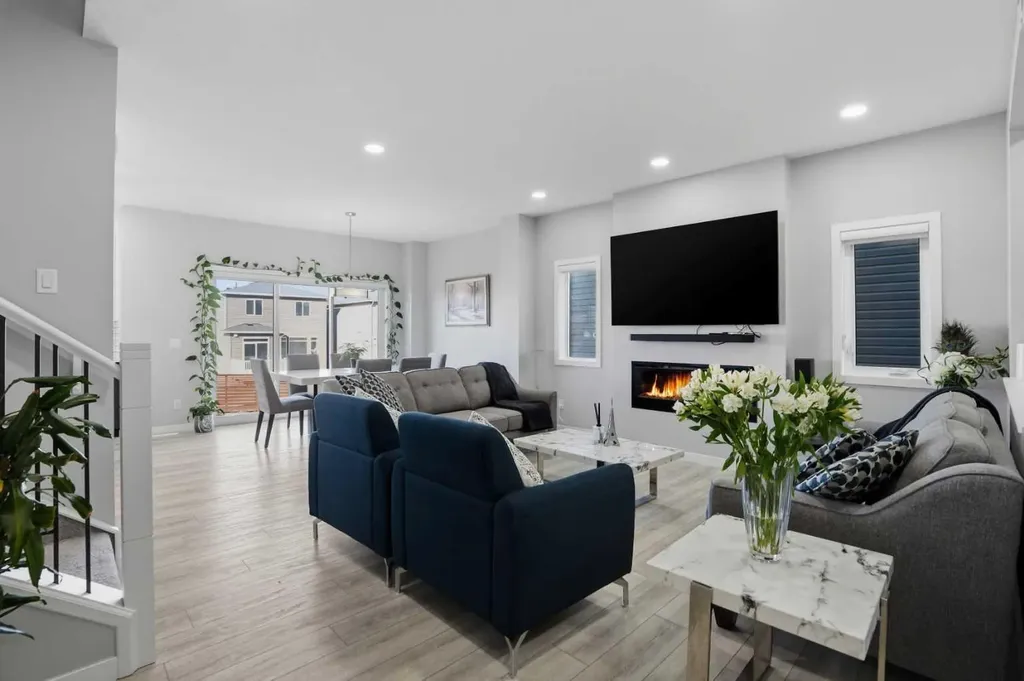 276 Calhoun Crescent NE Calgary AB T3P 2E9