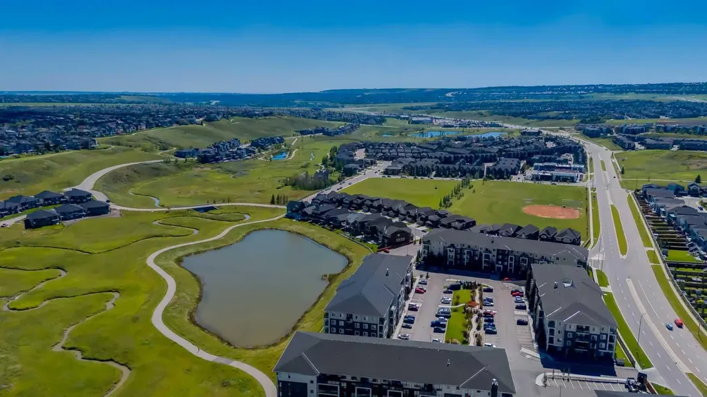 10 Sage Meadows Landing NW Calgary AB T3P 1E5