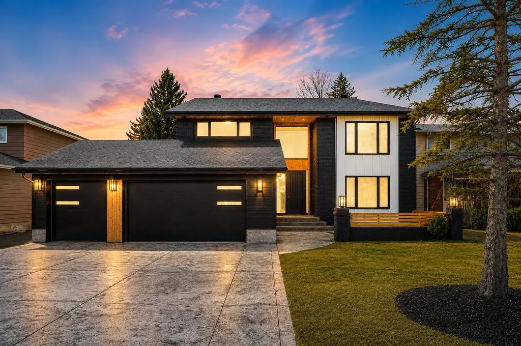 119 Canterville Road SW Calgary AB T2W 4R2