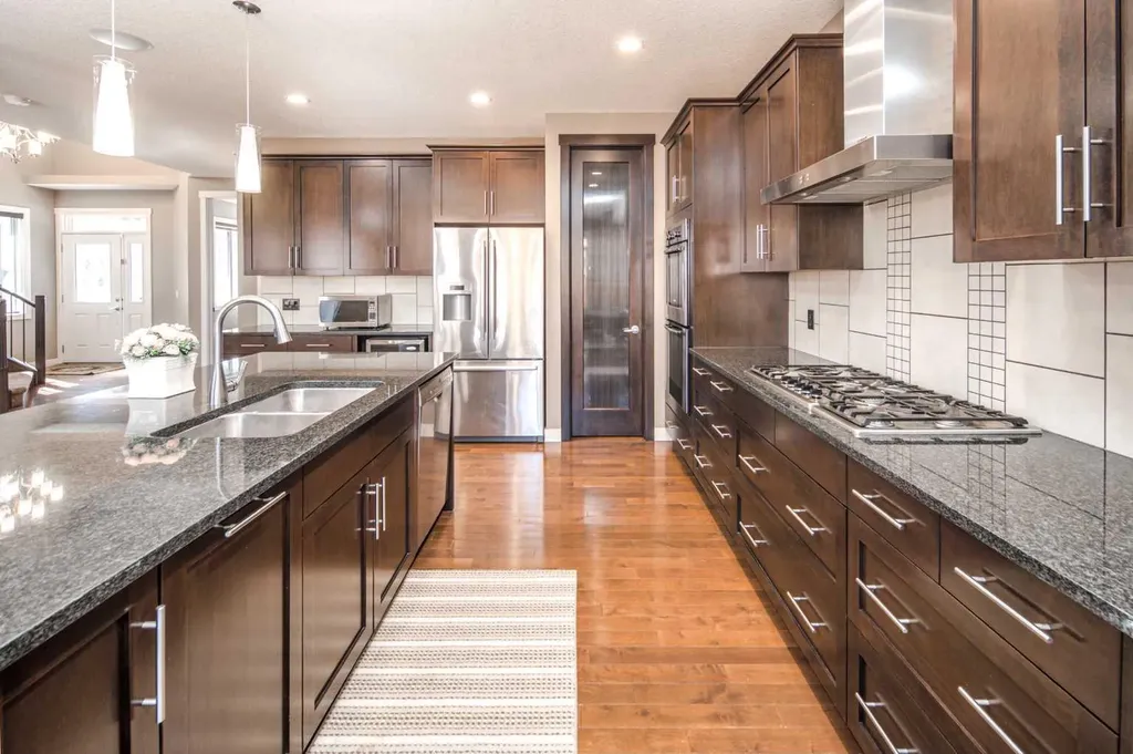 10 Aspenshire Place SW Calgary AB T3H 0P6