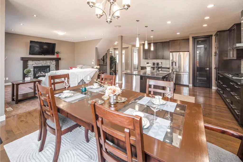 10 Aspenshire Place SW Calgary AB T3H 0P6