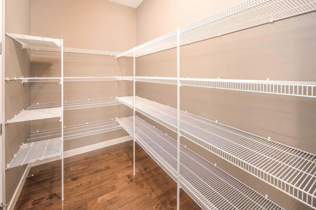 10 Aspenshire Place SW Calgary AB T3H 0P6