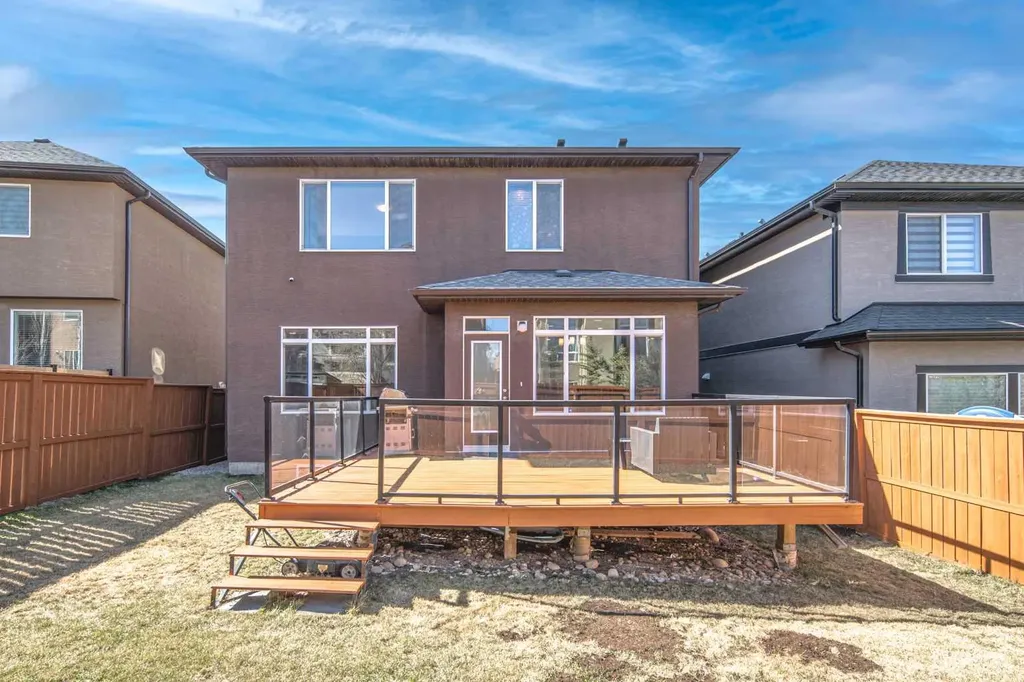 10 Aspenshire Place SW Calgary AB T3H 0P6