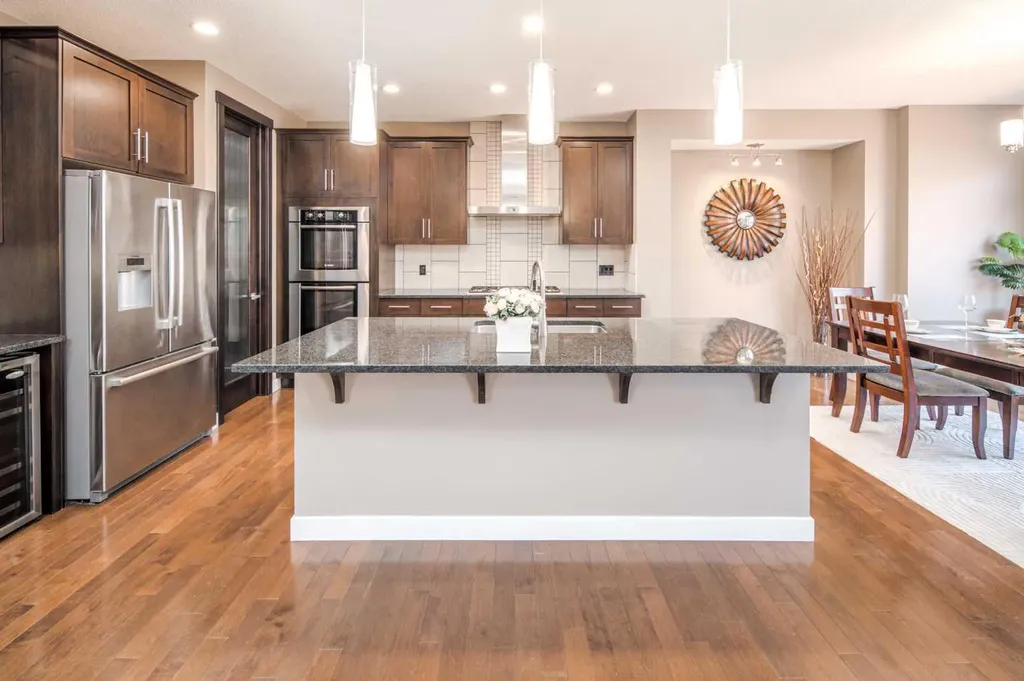 10 Aspenshire Place SW Calgary AB T3H 0P6