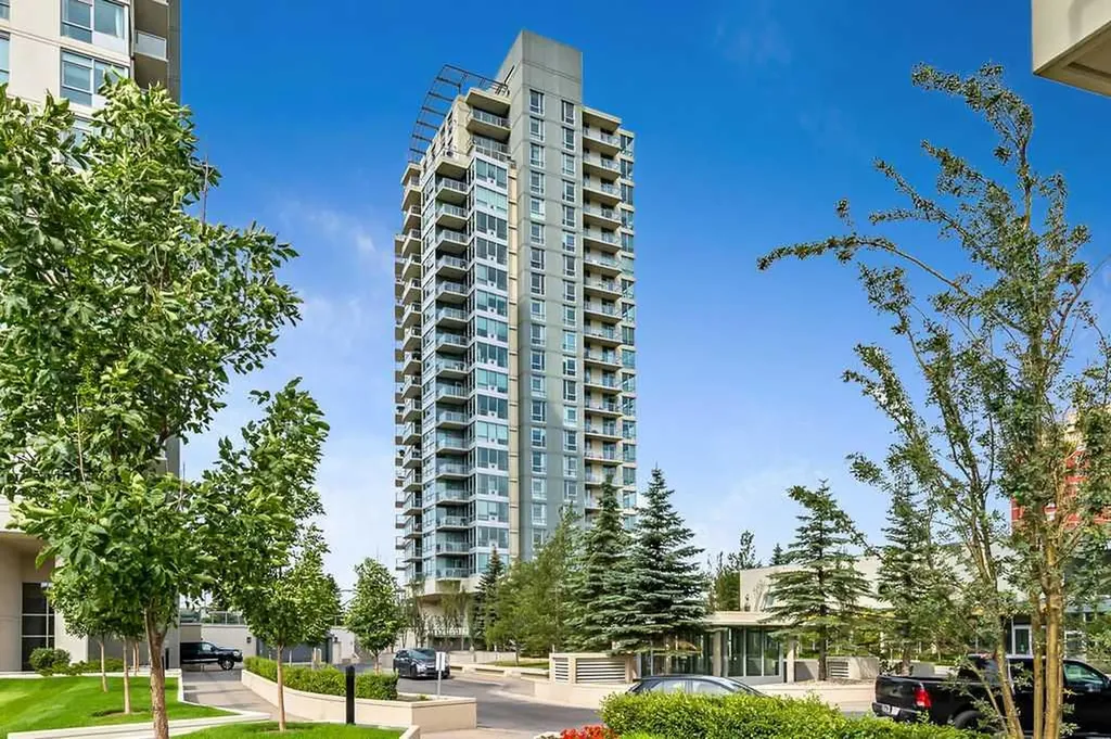 55 Spruce Place SW Calgary AB T3C 3X5