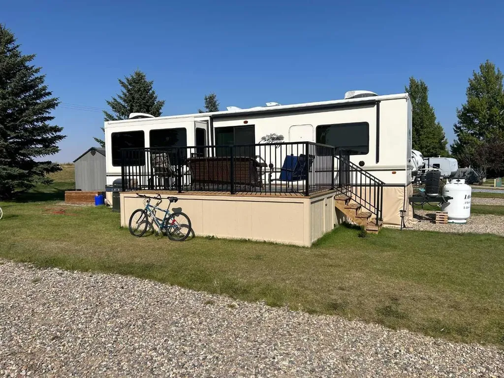 18 King Fisher Lane Rural Vulcan County AB T0L 2B0