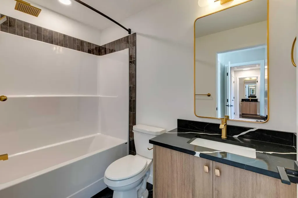 14800 1 Street NW Calgary AB T3P 1H9