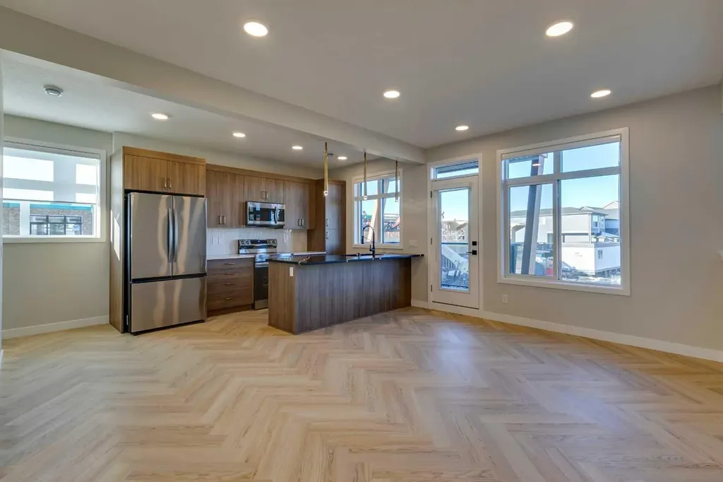14800 1 Street NW Calgary AB T3P 1H9
