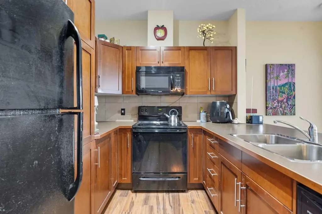 48 Panatella Road NW Calgary AB T3K 0V4