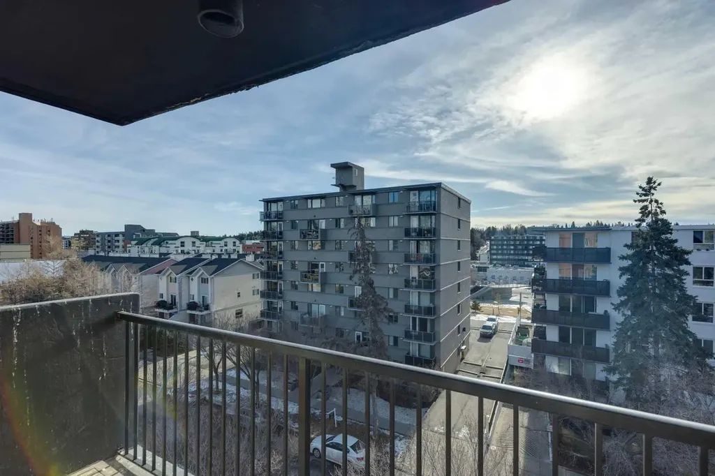 1236 15 Avenue SW Calgary AB T3C0X5