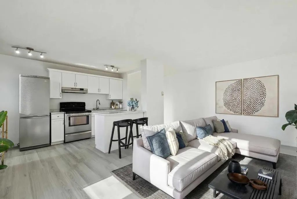 1236 15 Avenue SW Calgary AB T3C0X5