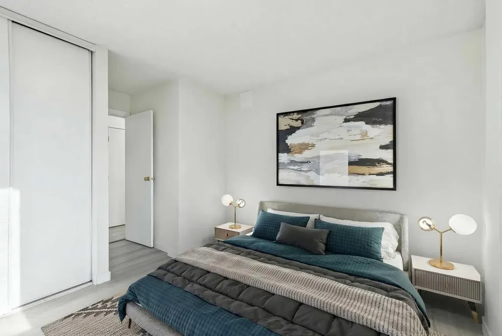 1236 15 Avenue SW Calgary AB T3C0X5