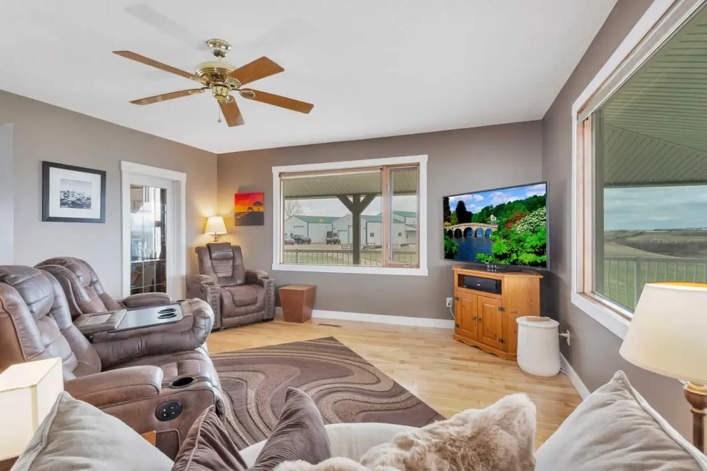 29426 Range Road 292 Rural Mountain View County AB T0M0N0