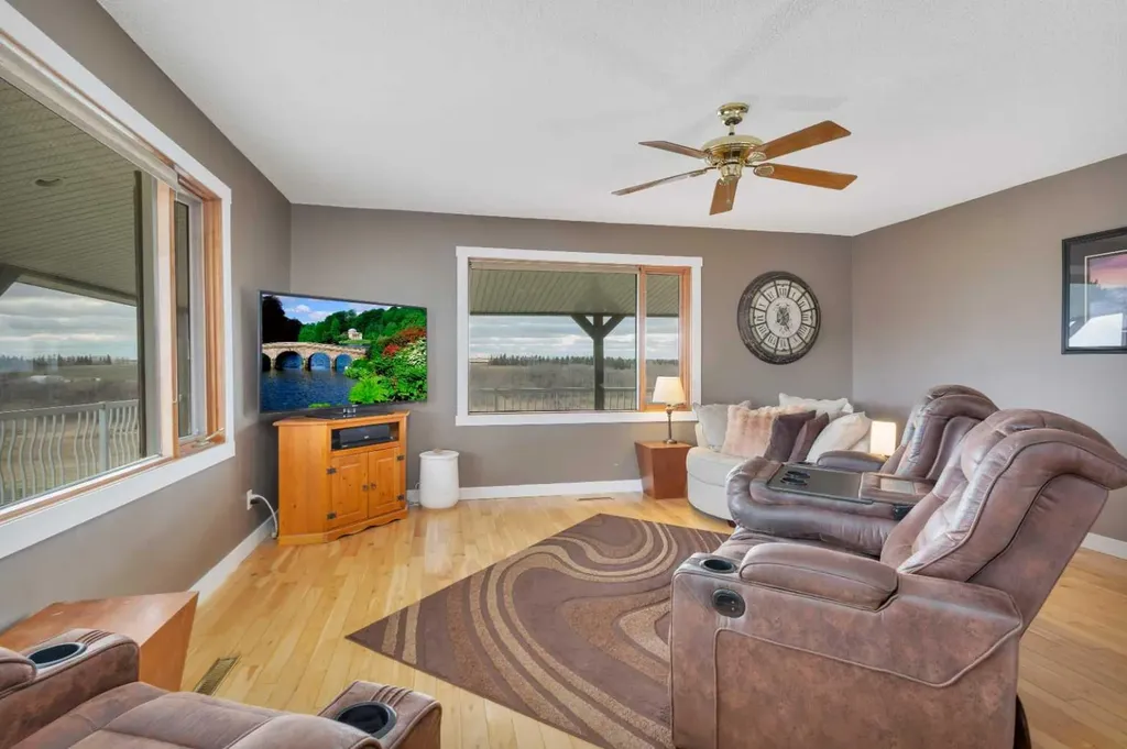 29426 Range Road 292 Rural Mountain View County AB T0M0N0