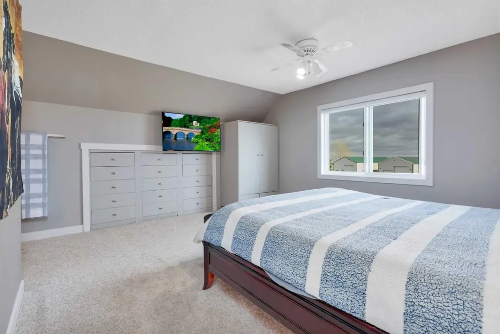 29426 Range Road 292 Rural Mountain View County AB T0M0N0