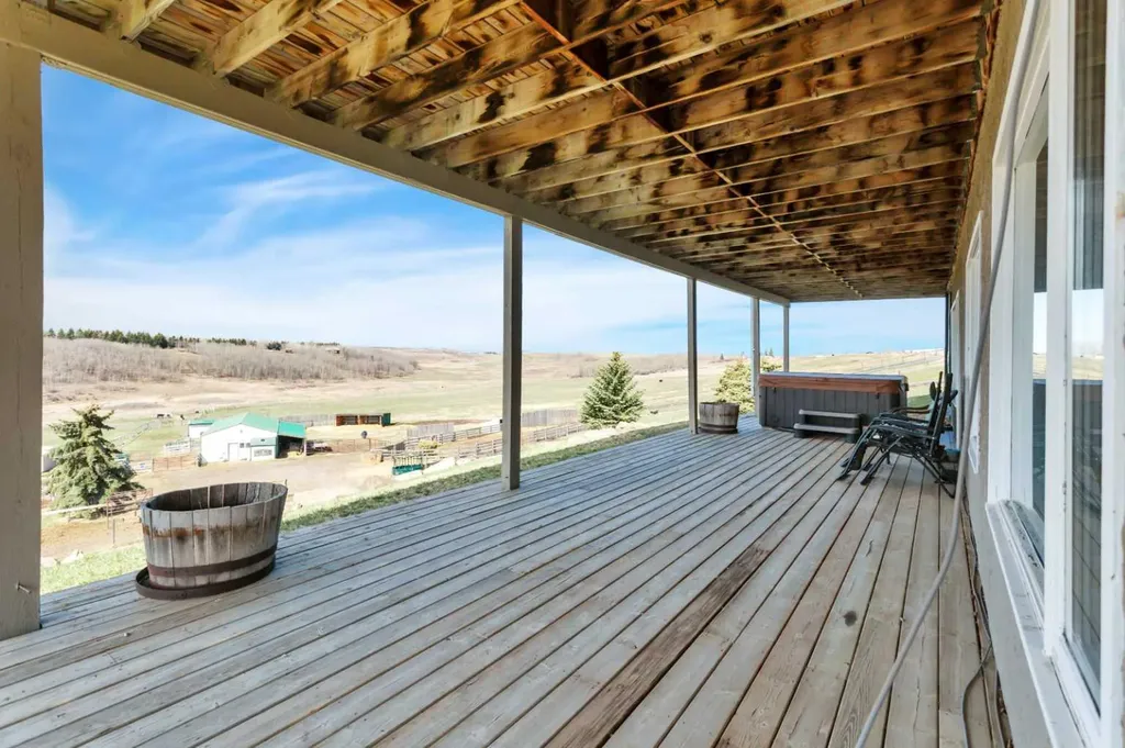 29426 Range Road 292 Rural Mountain View County AB T0M0N0
