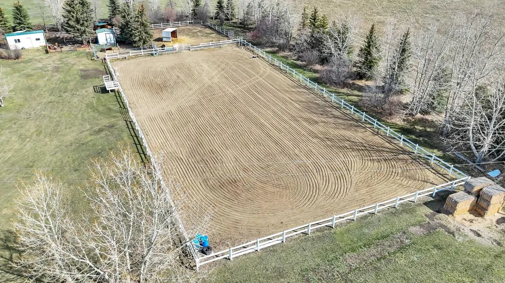 29426 Range Road 292 Rural Mountain View County AB T0M0N0