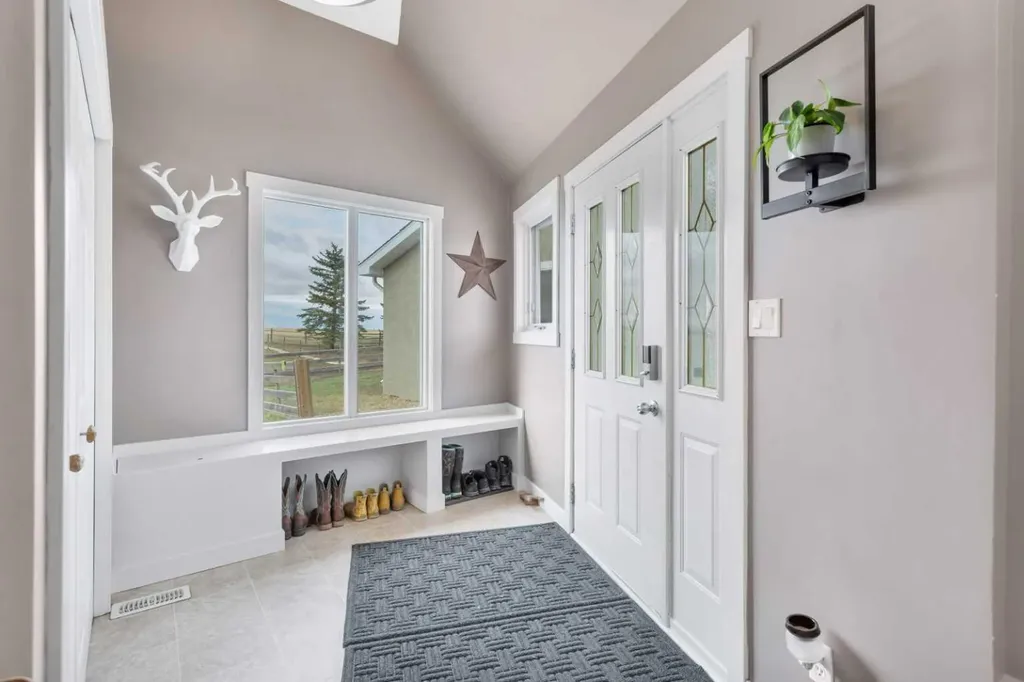 29426 Range Road 292 Rural Mountain View County AB T0M0N0