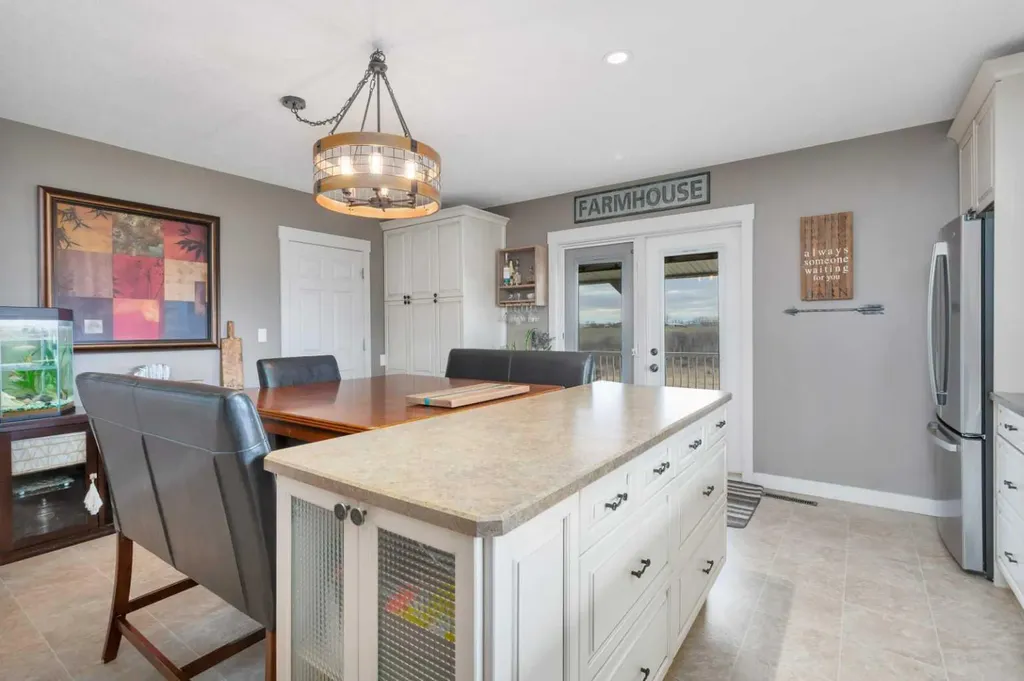 29426 Range Road 292 Rural Mountain View County AB T0M0N0