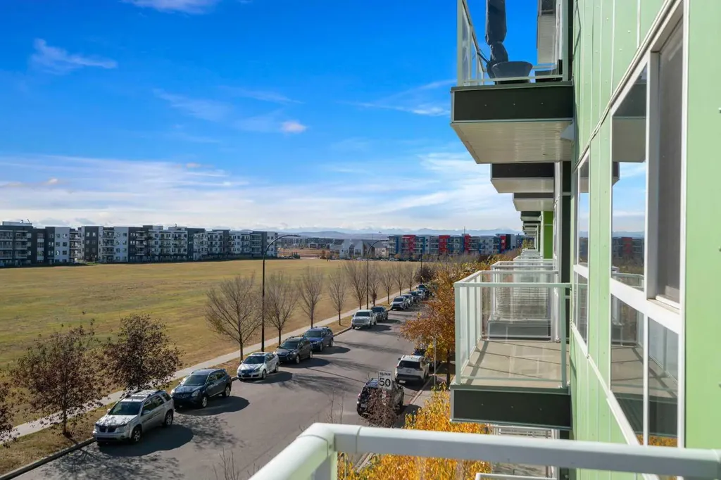 20 Seton Park SE Calgary AB T3M 2V4