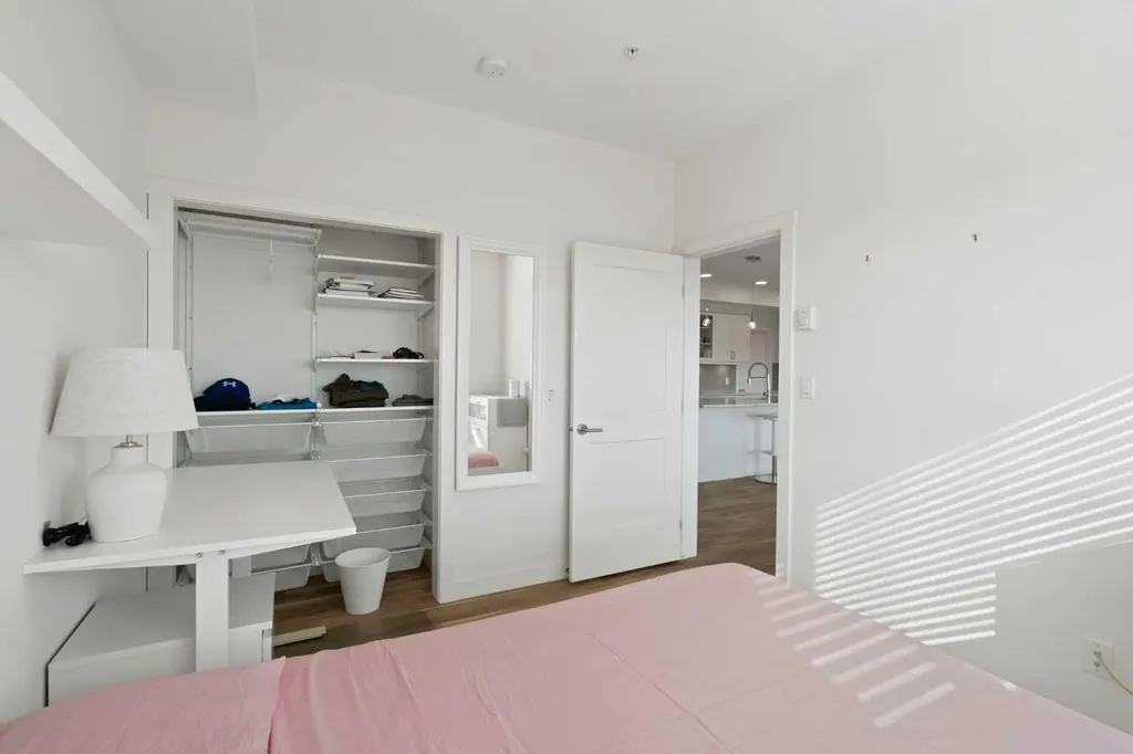 20 Seton Park SE Calgary AB T3M 2V4