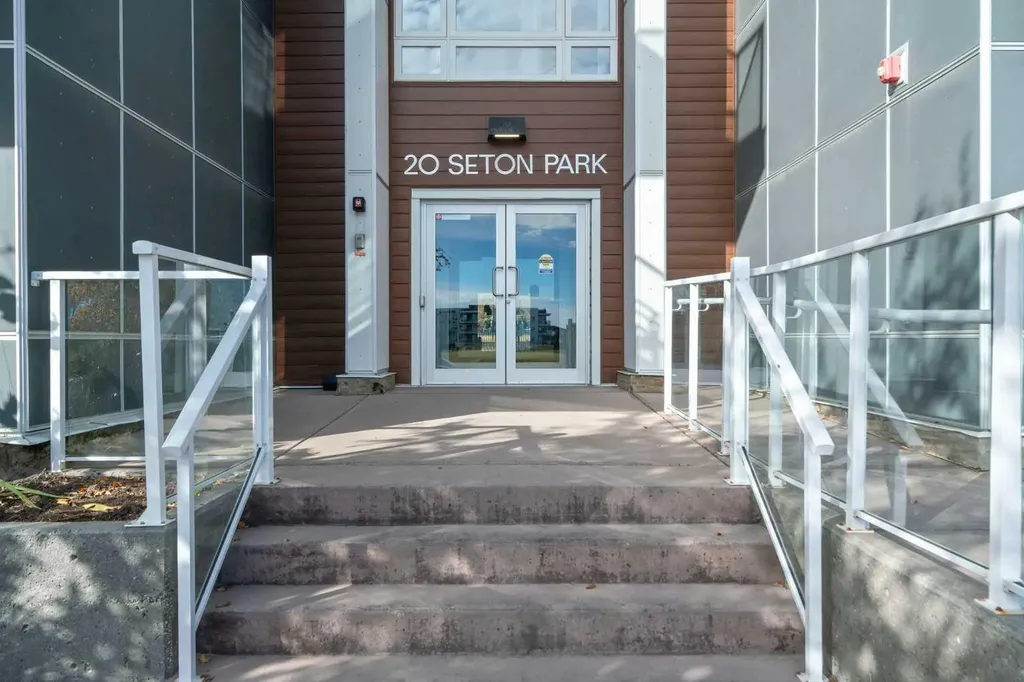 20 Seton Park SE Calgary AB T3M 2V4