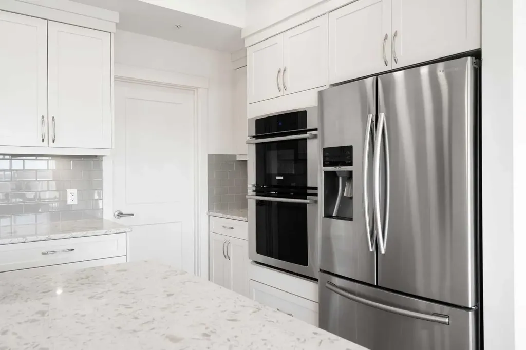 20 Seton Park SE Calgary AB T3M 2V4