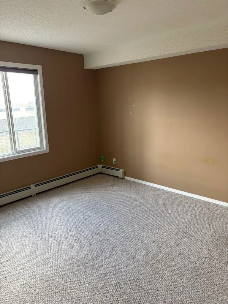 2518 Fish Creek Boulevard SW Calgary AB T2Y 4T6