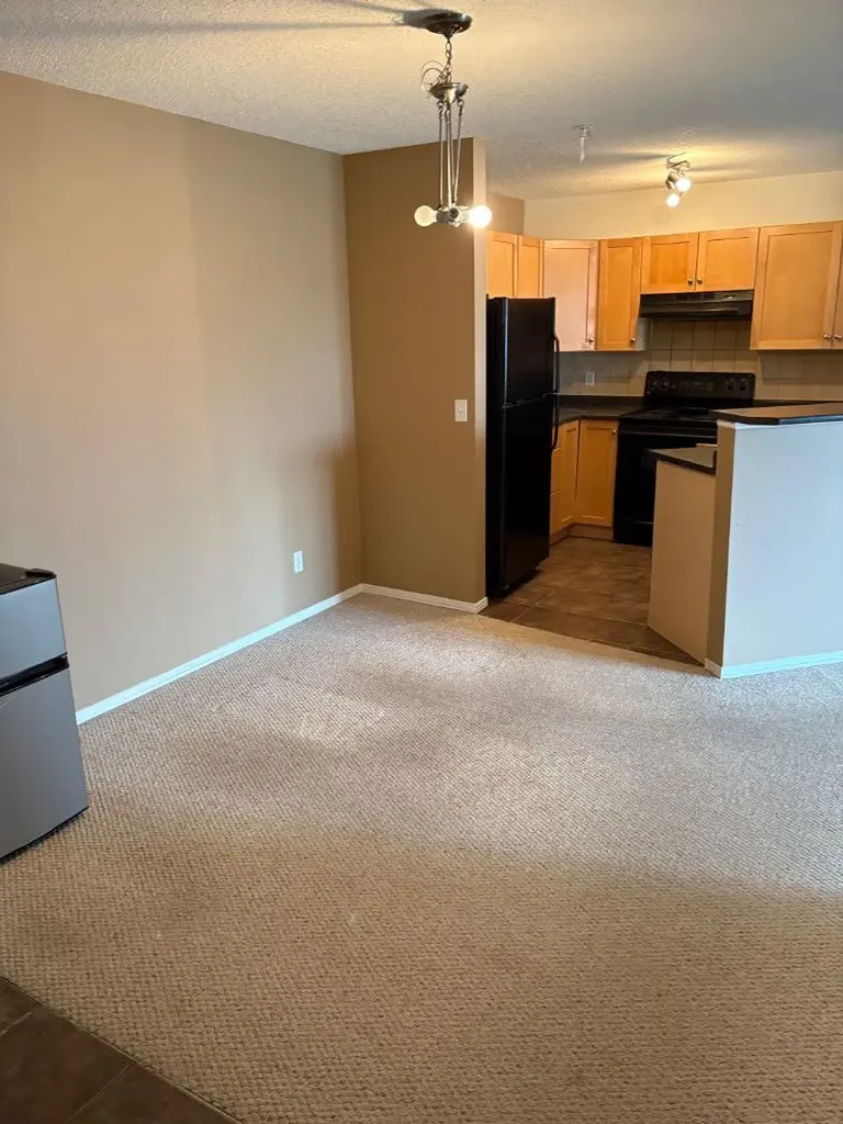 2518 Fish Creek Boulevard SW Calgary AB T2Y 4T6