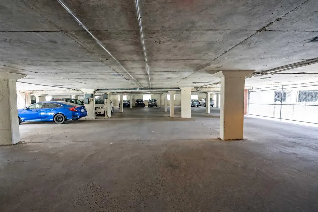 1237 4 Avenue S Lethbridge AB T1J 0P9