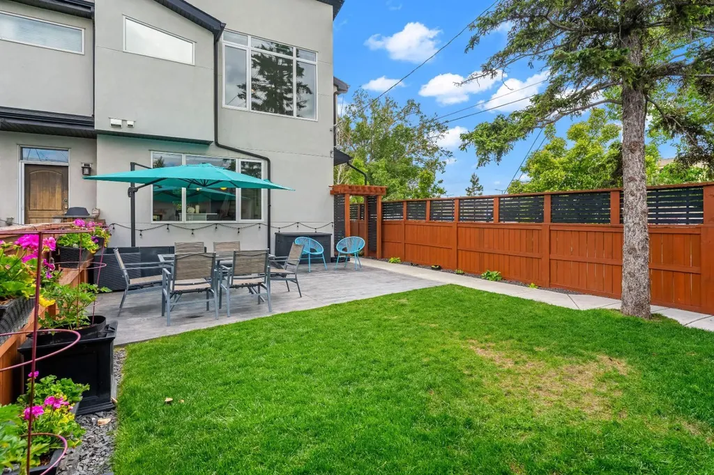 2741 16a Street SE Calgary AB T2G 3T3