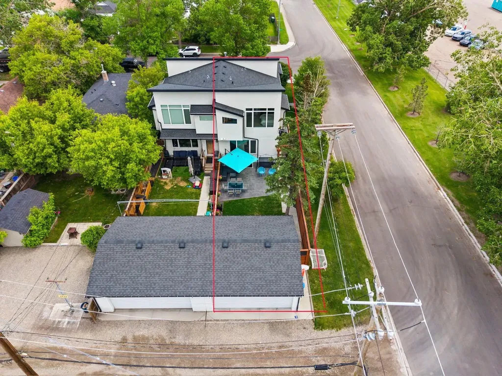 2741 16a Street SE Calgary AB T2G 3T3