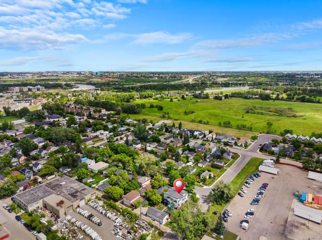 2741 16a Street SE Calgary AB T2G 3T3