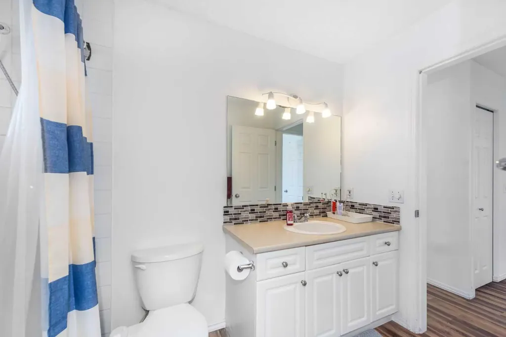 281 Citadel Point NW Calgary AB T3G 5L2