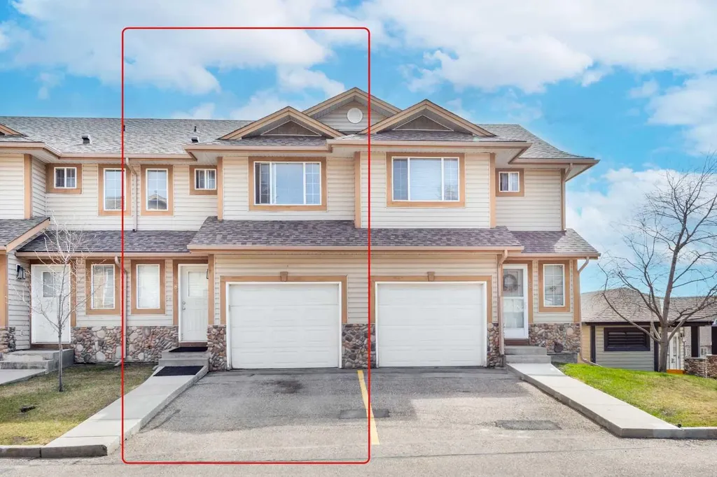 281 Citadel Point NW Calgary AB T3G 5L2
