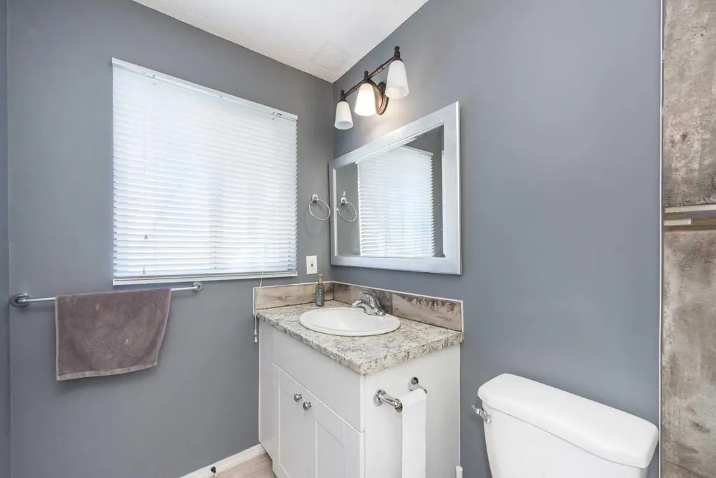 281 Citadel Point NW Calgary AB T3G 5L2