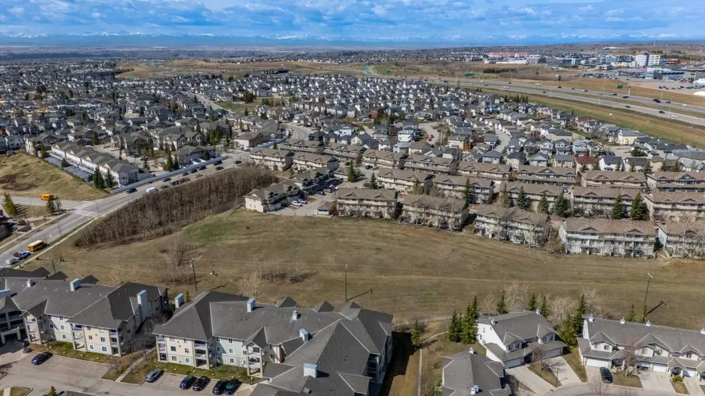 281 Citadel Point NW Calgary AB T3G 5L2