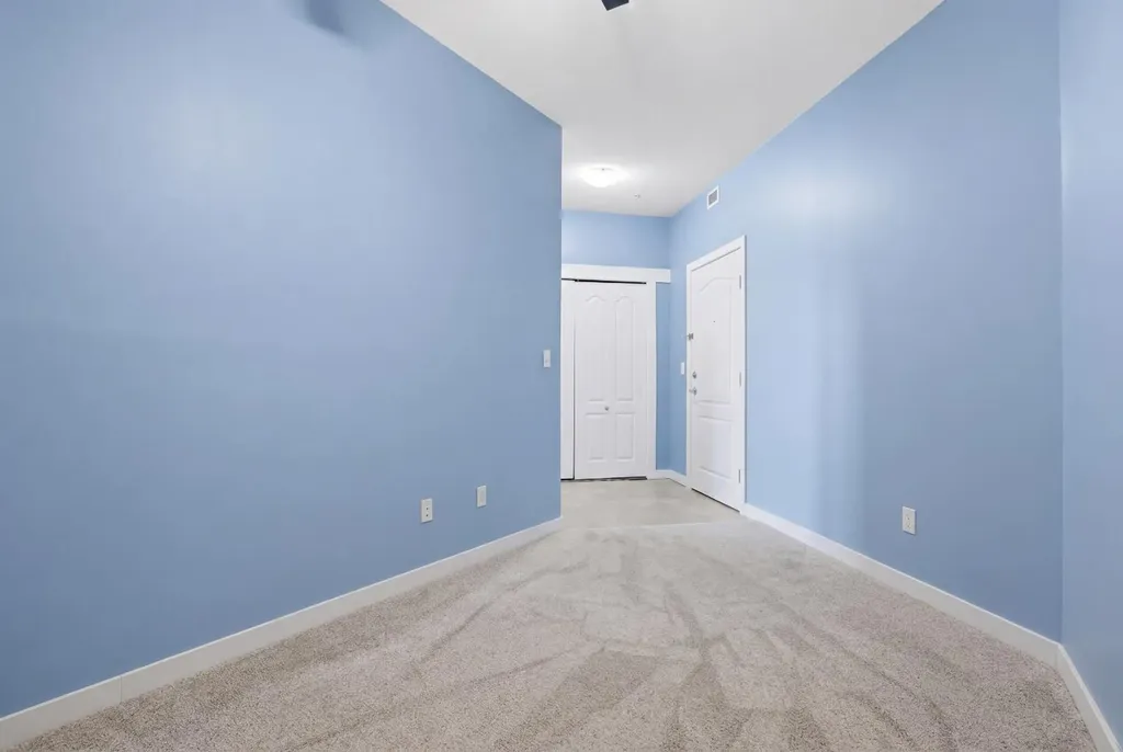 1 Crystal Green Lane Okotoks AB T1S 0C5