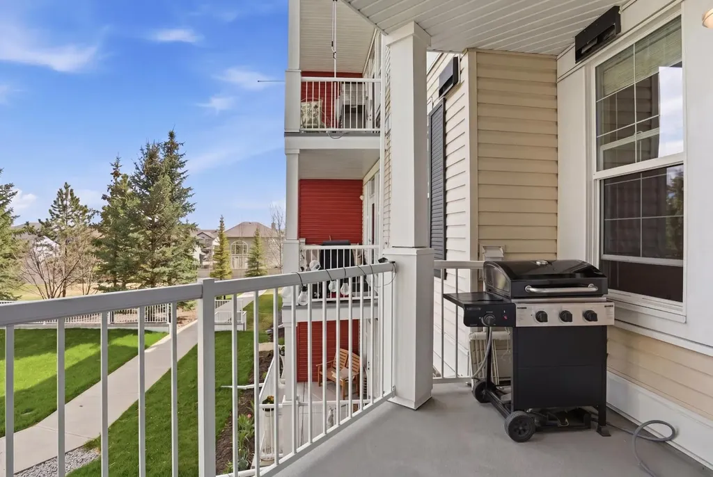 1 Crystal Green Lane Okotoks AB T1S 0C5