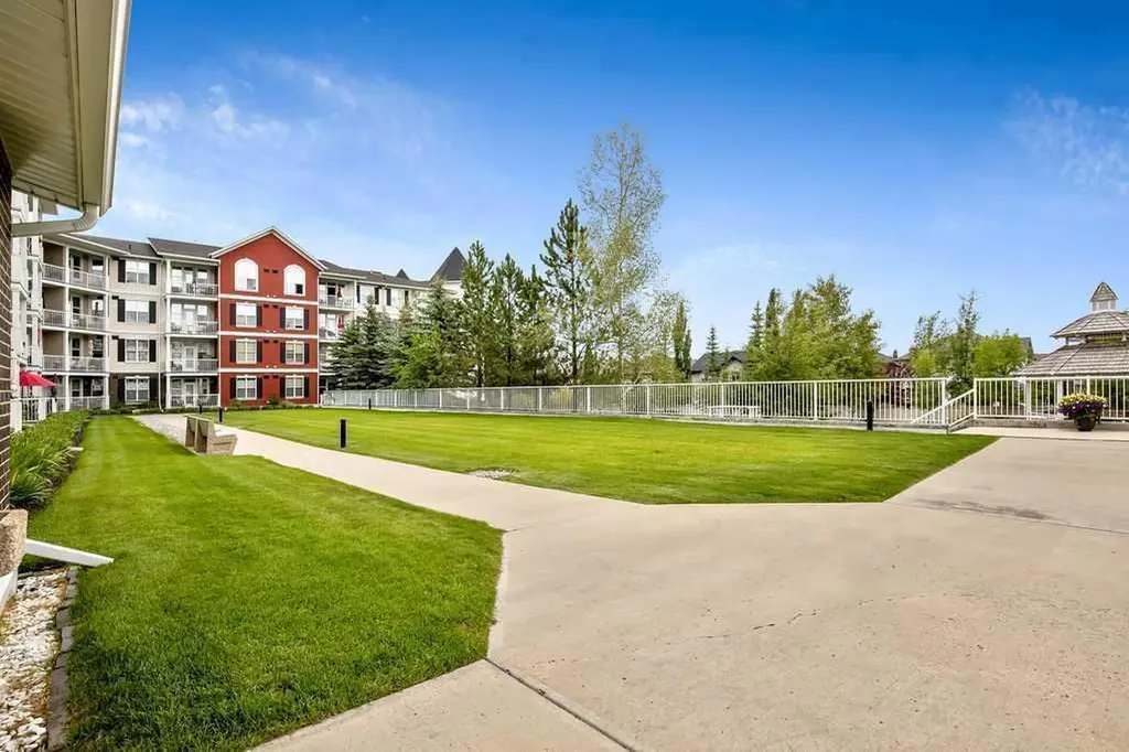 1 Crystal Green Lane Okotoks AB T1S 0C5