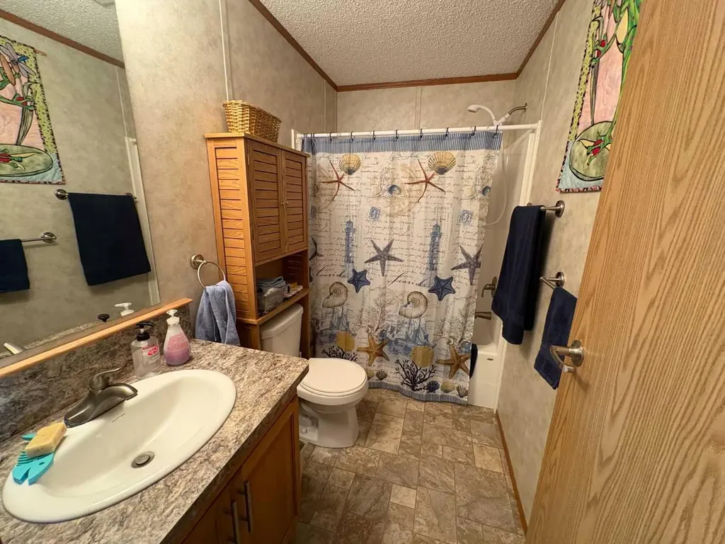 7834 97 Avenue Peace River AB T8S 1W5
