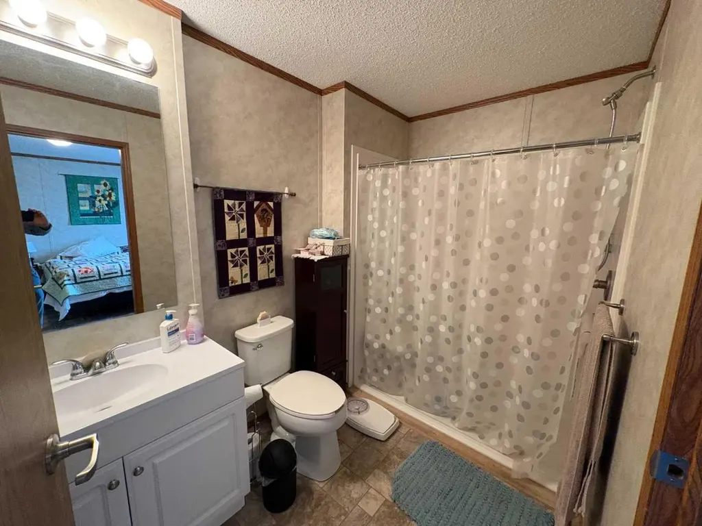 7834 97 Avenue Peace River AB T8S 1W5