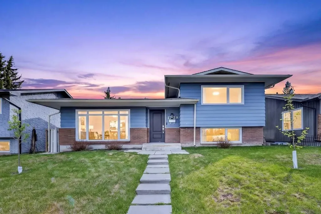 1728 Lake Bonavista Drive SE Calgary AB T2J 3B5