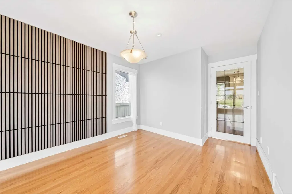 1728 Lake Bonavista Drive SE Calgary AB T2J 3B5