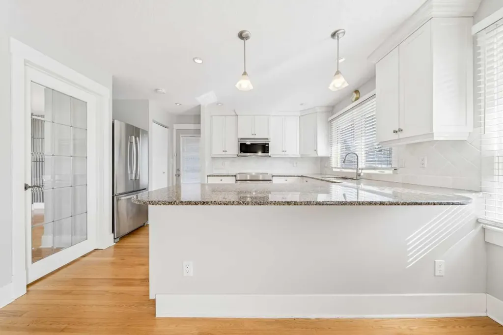 1728 Lake Bonavista Drive SE Calgary AB T2J 3B5