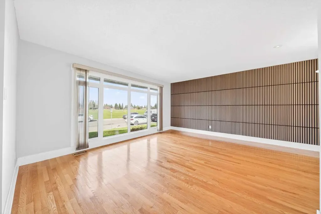1728 Lake Bonavista Drive SE Calgary AB T2J 3B5