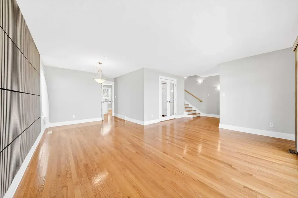 1728 Lake Bonavista Drive SE Calgary AB T2J 3B5