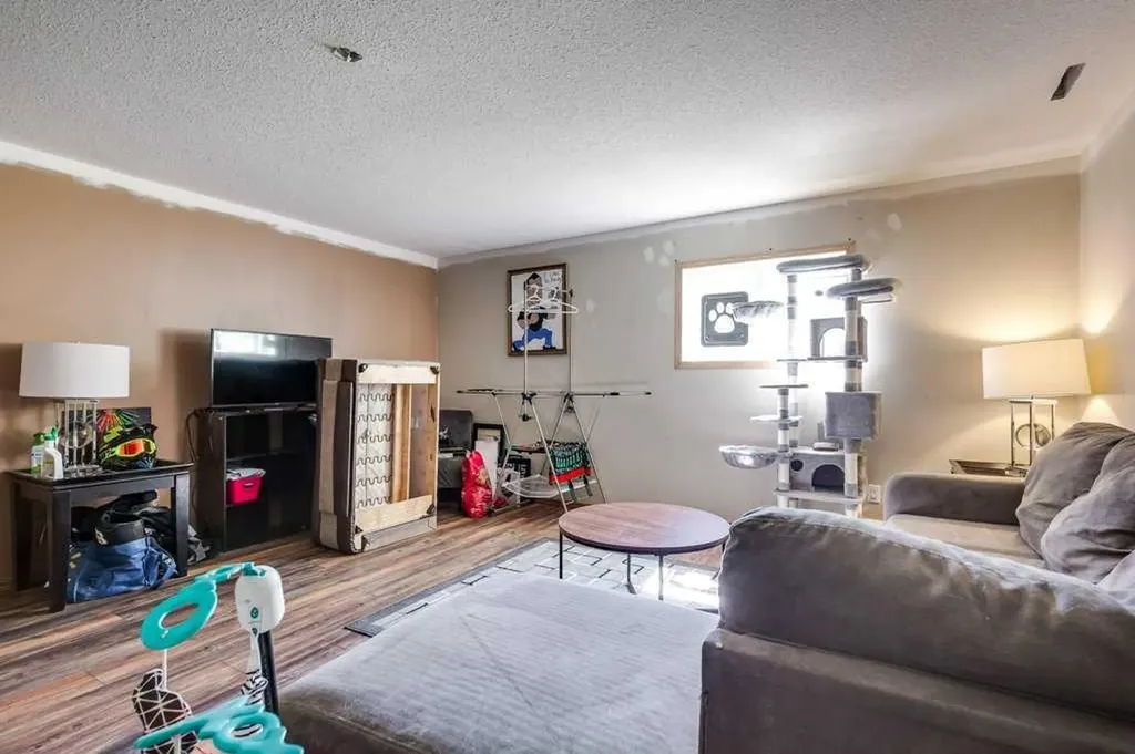 36258 Range Road 275 Rural Red Deer County AB T4S 2L9