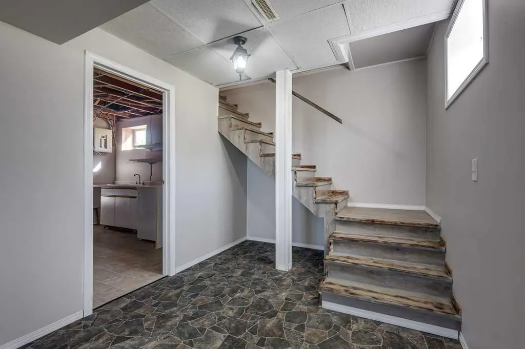 36258 Range Road 275 Rural Red Deer County AB T4S 2L9